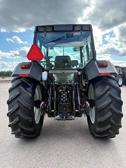Valtra 6200 Hi-Trol / TwinTrac 7 of 12
