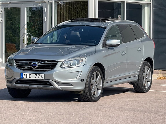 Volvo XC60 3 of 28