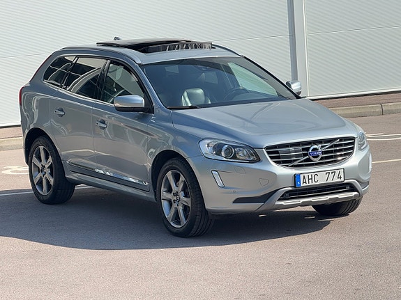 Volvo XC60 5 of 28