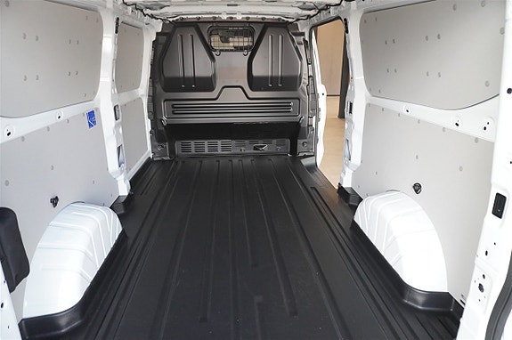 Ford Transit Custom 3 of 11