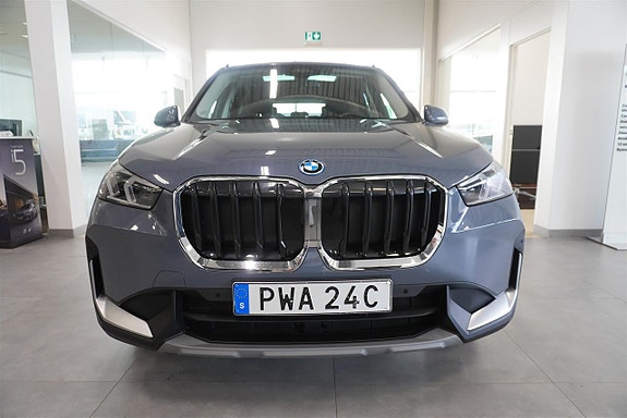 BMW X1 4 of 13