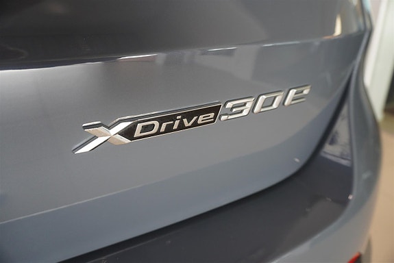 BMW X1 9 of 13