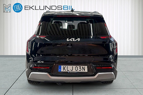 Kia EV9 5 of 23