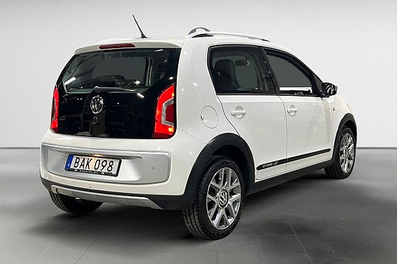 Volkswagen Up! Cross 7 of 17
