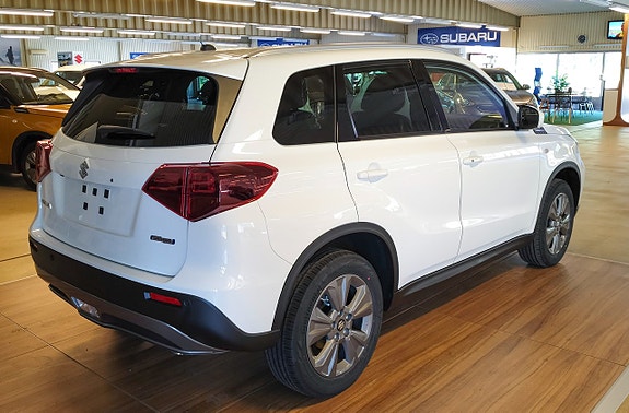 Suzuki Vitara 4 of 7