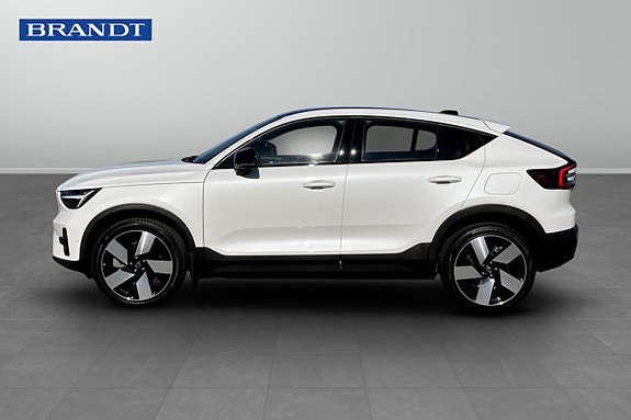 Volvo C40 3 of 9