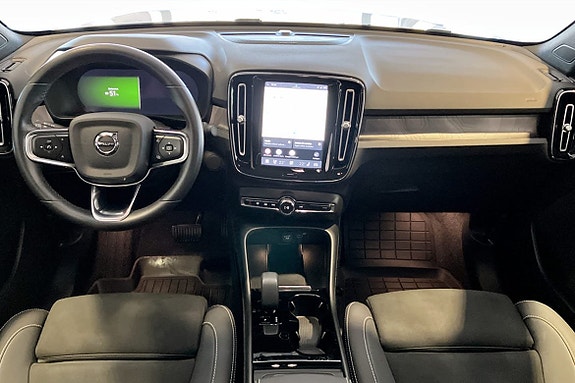 Volvo C40 4 of 9