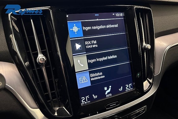 Volvo V60 Cross Country 13 of 19