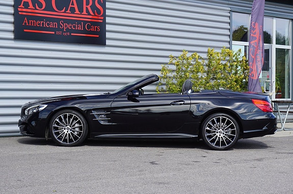 Mercedes-Benz SL500 3 of 26