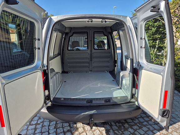 Volkswagen Caddy 14 of 21