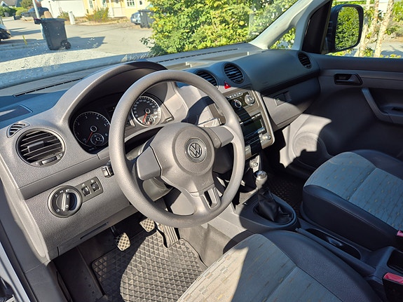 Volkswagen Caddy 17 of 21