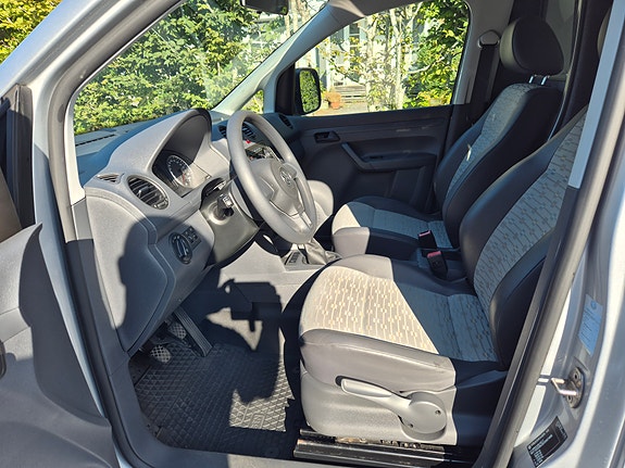 Volkswagen Caddy 15 of 21