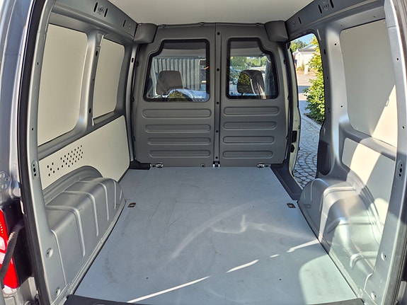 Volkswagen Caddy 13 of 21