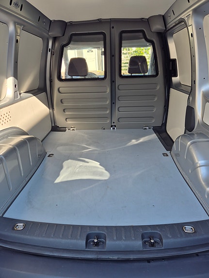 Volkswagen Caddy 8 of 21