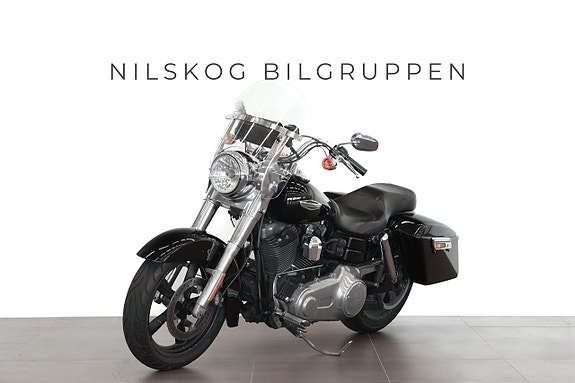 Harley-Davidson FLD | Vance & Hines | ABS | 940:-/mån 3 of 8