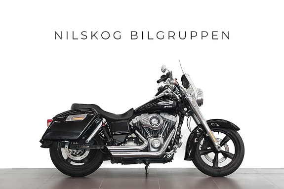 Harley-Davidson FLD | Vance & Hines | ABS | 940:-/mån 4 of 8