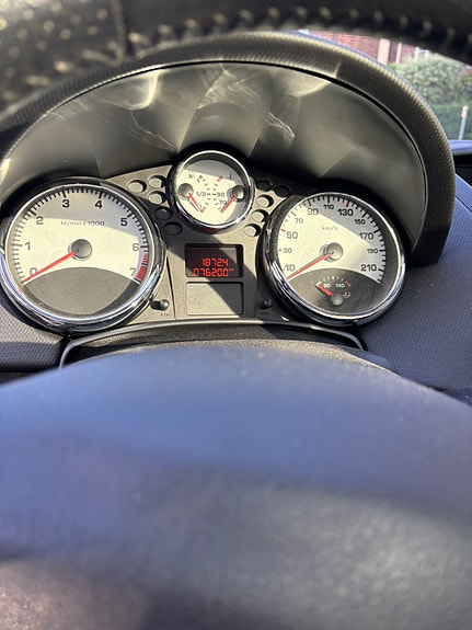 Peugeot 207 10 of 17