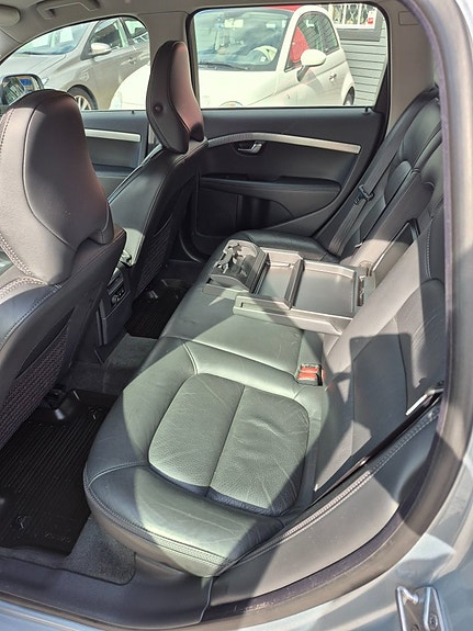 Volvo XC70 5 of 9