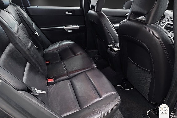 Volvo V50 9 of 11