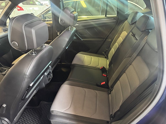Volkswagen Tiguan 8 of 12