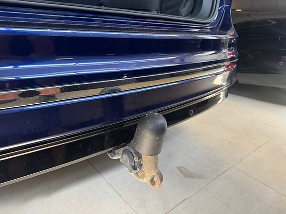 Volkswagen Tiguan 6 of 12