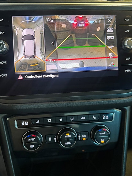 Volkswagen Tiguan 10 of 12