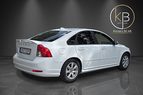 Volvo S40 3 of 11