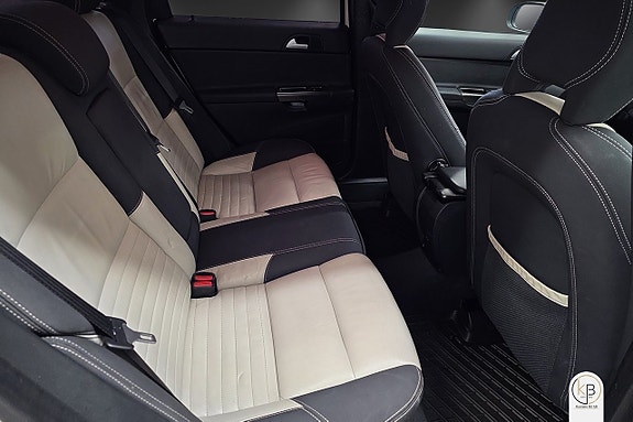Volvo S40 9 of 11