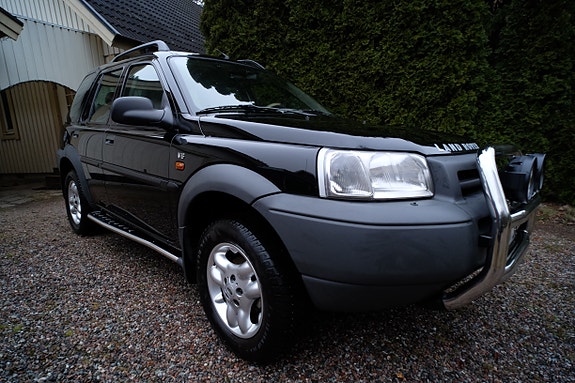 Land Rover Freelander 2 of 7