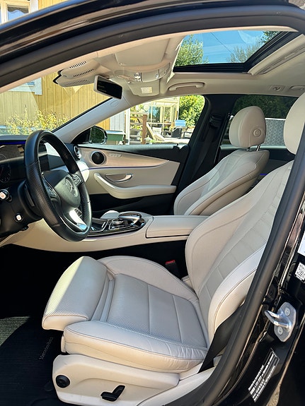 Mercedes-Benz E350 4 of 6