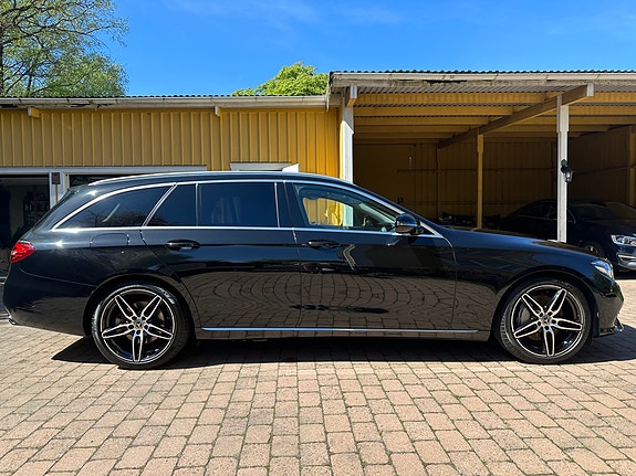 Mercedes-Benz E350 6 of 6