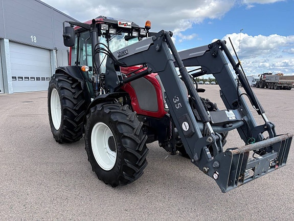 Valtra A75 / Lastare / frontlyft 4 of 10