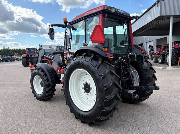 Valtra A75 / Lastare / frontlyft 8 of 10