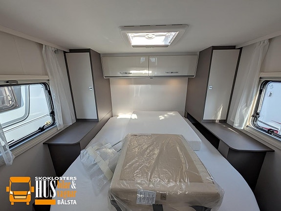 Etrusco T 7.3 QCF 155hk Queenbed Taksäng 1109mil 24 of 27