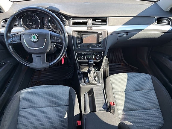 Skoda Superb 19 of 22