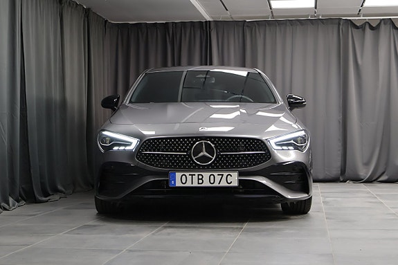 Mercedes-Benz CLA200 3 of 22