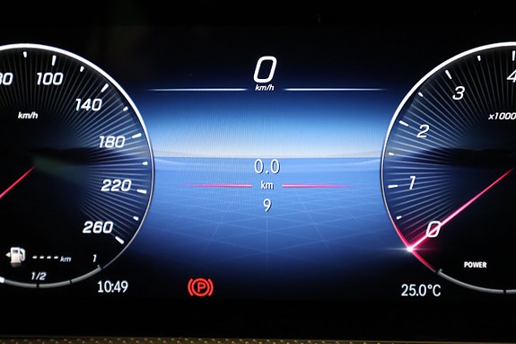 Mercedes-Benz CLA200 17 of 22