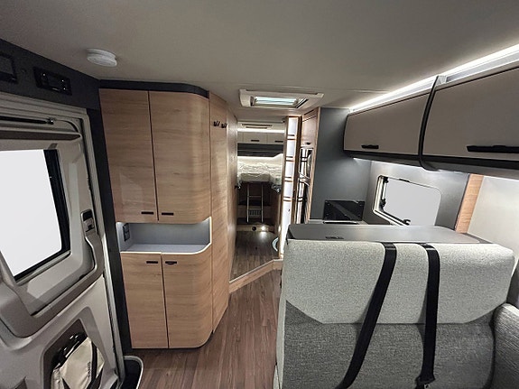 Knaus L!VE I 900 LEG 180hk AUTOMAT LÅNGBÄDDAR ALDE AL-KO AMC CHASSI 12 of 30
