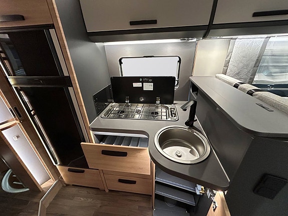 Knaus L!VE I 900 LEG 180hk AUTOMAT LÅNGBÄDDAR ALDE AL-KO AMC CHASSI 14 of 30