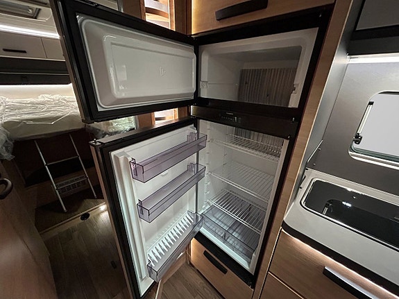 Knaus L!VE I 900 LEG 180hk AUTOMAT LÅNGBÄDDAR ALDE AL-KO AMC CHASSI 17 of 30