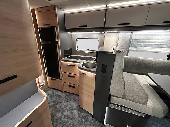 Knaus L!VE I 900 LEG 180hk AUTOMAT LÅNGBÄDDAR ALDE AL-KO AMC CHASSI 8 of 30