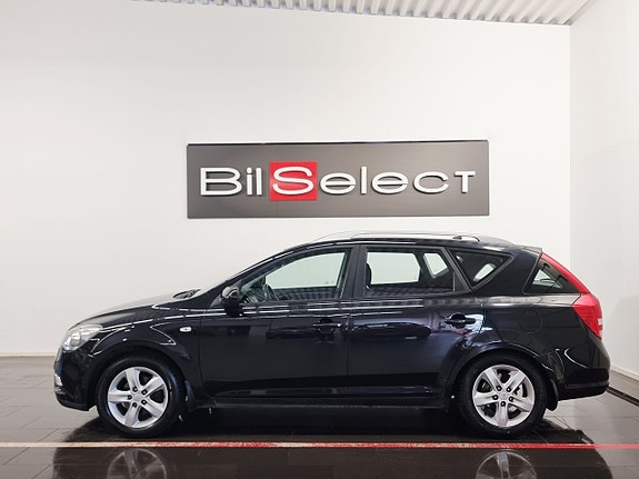 Kia Ceed 2 of 23