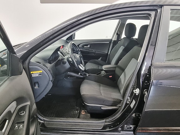 Kia Ceed 5 of 23
