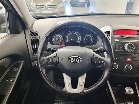 Kia Ceed 10 of 23