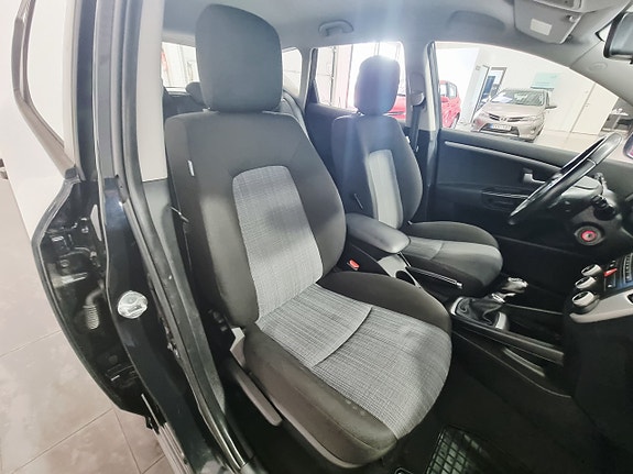 Kia Ceed 18 of 23