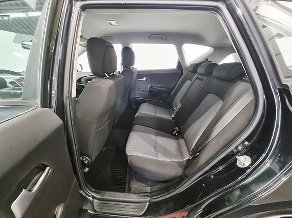 Kia Ceed 8 of 23