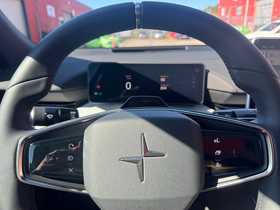 Polestar 4 30 of 30