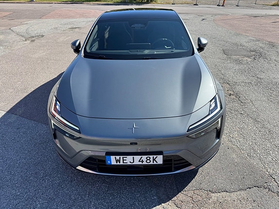 Polestar 4 6 of 30