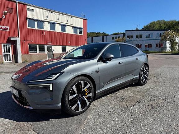 Polestar 4 11 of 30