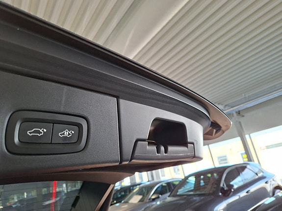 Volvo V90 16 of 25